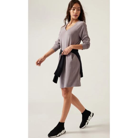Athleta Seasoft Mini‎ Dress Womens Large Purple Shift Long Sleeves V-Neck Travel - Picture 1 of 10